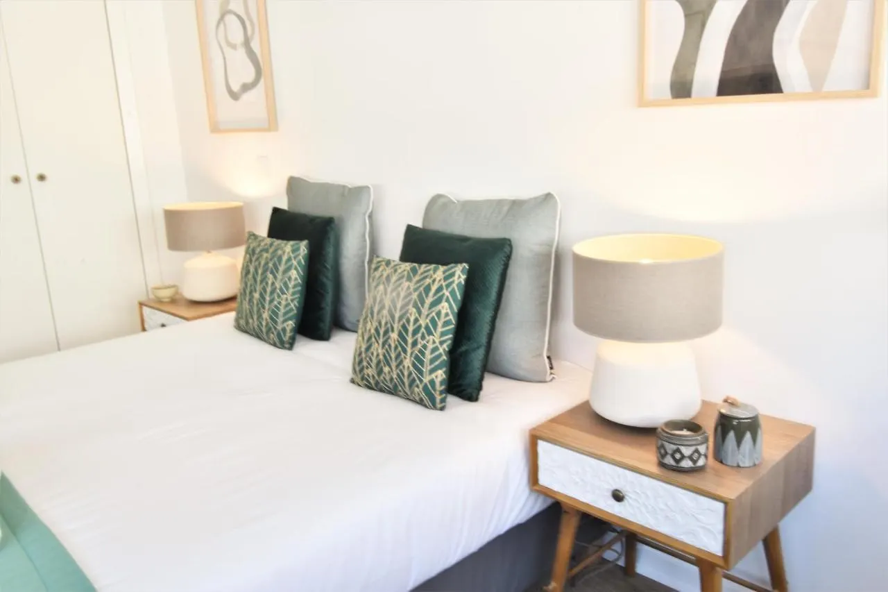 Sophia Studios Coimbra Guest house